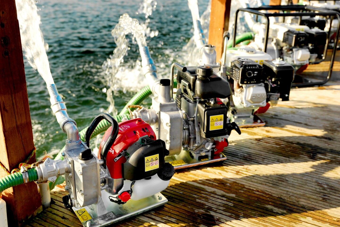 Mehrere Honda Wasserpumpen