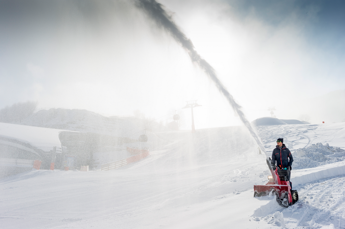 Mit den Schneefräsen von Honda wird das Schneeräumen zum Kinderspiel