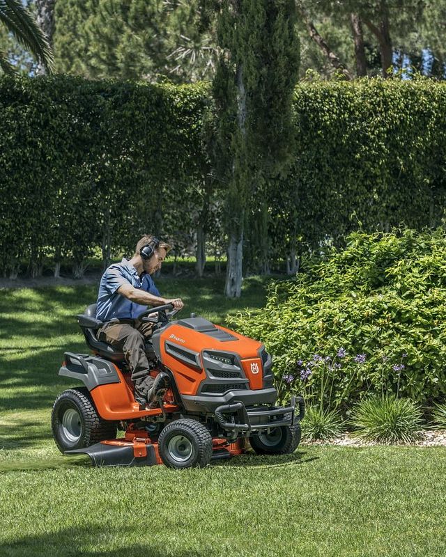 Husqvarna Gartentraktor TS 343