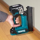 Makita Akku-Stauchkopfnagler DFN350Z