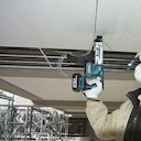 Makita Akku-Magazinschrauber DFR550Z