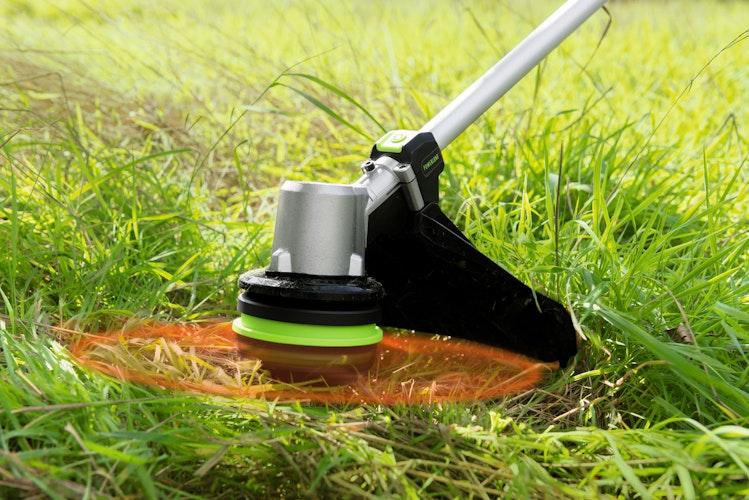 EGO Power Akku-Rasentrimmer ST1511E inkl. Akku BA1400T + Ladegerät CH2100E